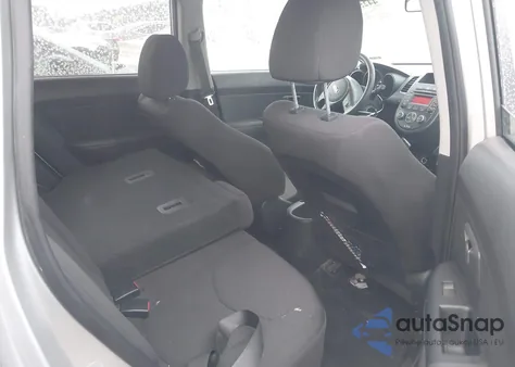 2013 Kia Soul z USA, uszkodzony, nr VIN KNDJT2A52D7504743